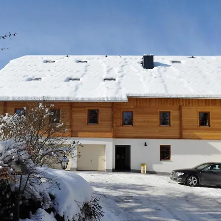 Διαμέρισμα Stranach