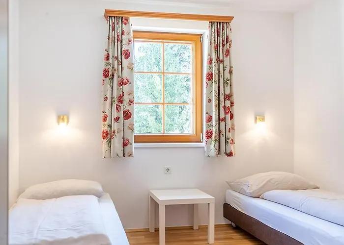 Stranach Апартаменты *